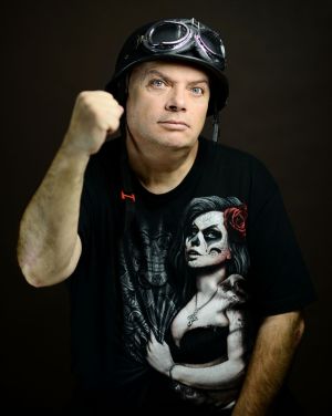 Krzysztof Skiba stand-up: Radio Wolny Budapeszt